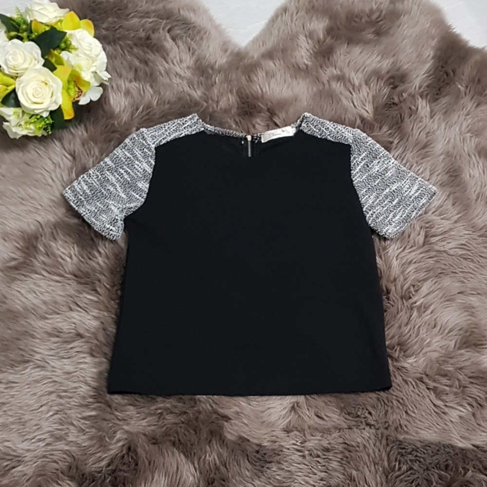 Black and White Tweed Short Sleeves Blouse
